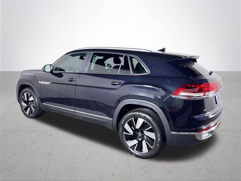 New 2026 Volkswagen Atlas Cross Sport SEL image 8