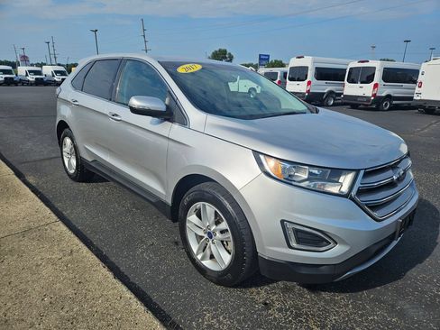 Used 2017 Ford Edge SEL w/ Equipment Group 201A AWD/4WD image 4