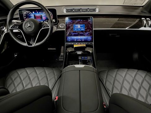 Used 2024 Mercedes-Benz S 580 4MATIC Sedan image 35