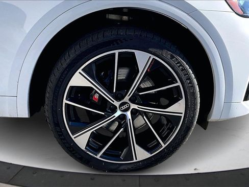Used 2023 Audi SQ5 Premium Plus w/ Premium Plus Package image 33