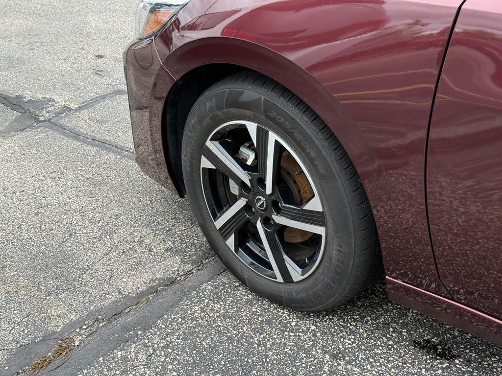 Used 2024 Nissan Sentra SV FWD image 13