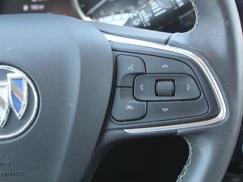 Used 2022 Buick Encore GX Select AWD/4WD image 22