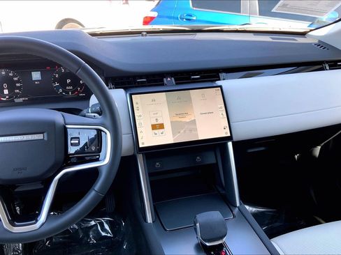 Certified 2024 Land Rover Discovery Sport S image 6