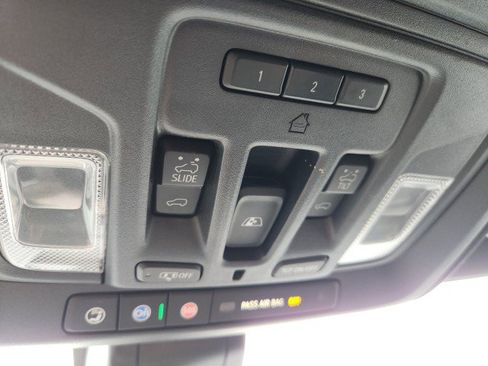 Used 2022 Chevrolet Silverado 2500 High Country w/ LPO, Hitch Package image 56