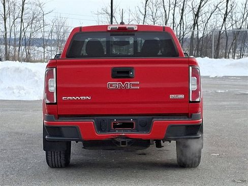 Used 2016 GMC Canyon SLE w/ All Terrain Adventure Package image 8