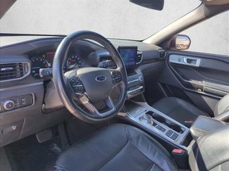 Used 2020 Ford Explorer Limited video 4