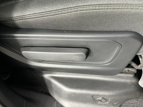 Used 2025 RAM 1500 Warlock AWD/4WD image 22