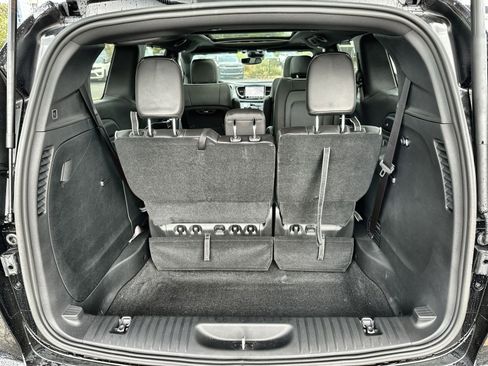 New 2026 Chrysler Pacifica Limited w/ S Appearance Package image 27