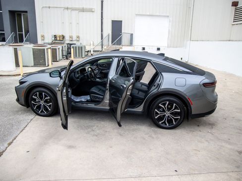 Certified 2026 Toyota Crown XLE image 11