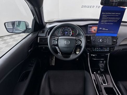 Used 2017 Honda Accord Sport image 24