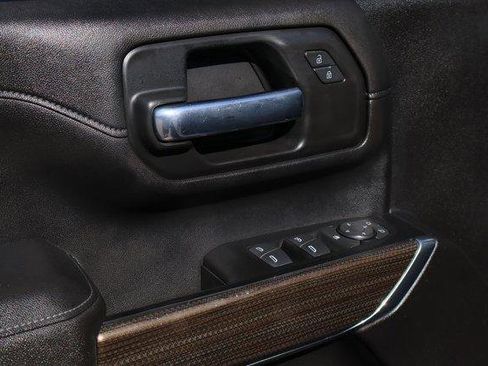 Used 2022 Chevrolet Silverado 3500 LT w/ Convenience Package image 17