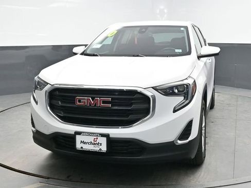 Used 2020 GMC Terrain SLE AWD/4WD image 2