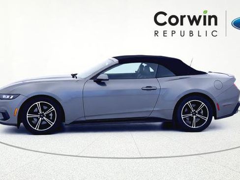 Certified 2025 Ford Mustang Premium RWD image 4
