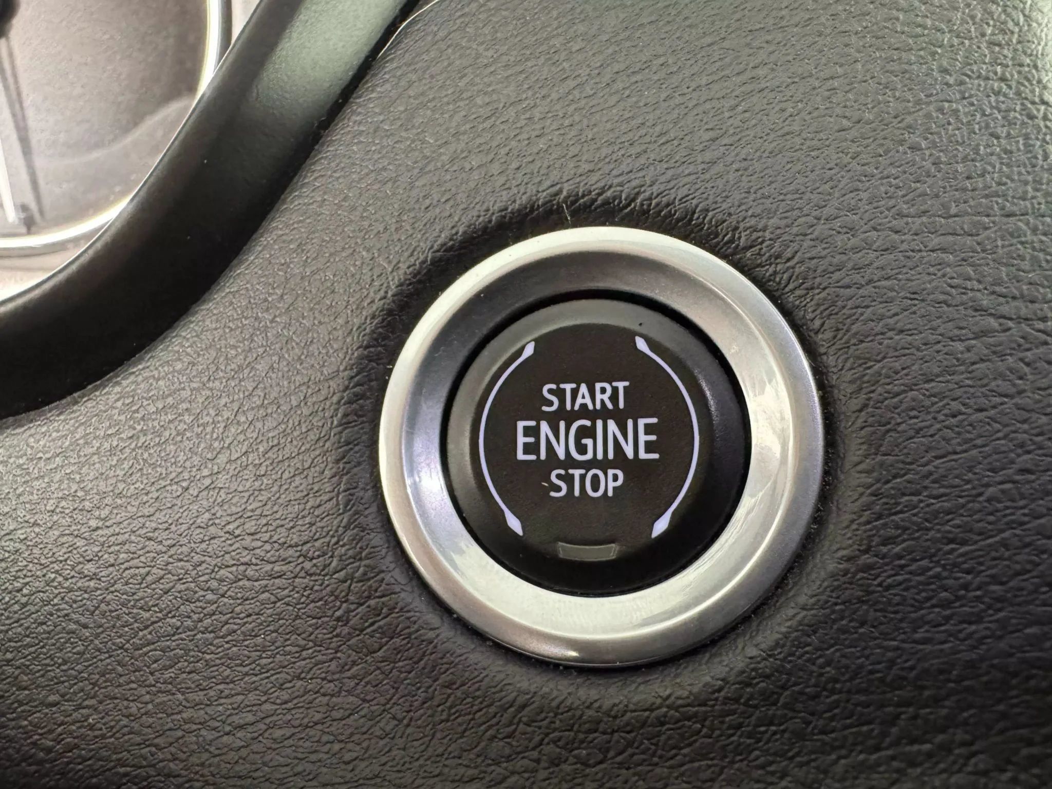 Used 2021 Cadillac XT4 Premium Luxury AWD/4WD image 18