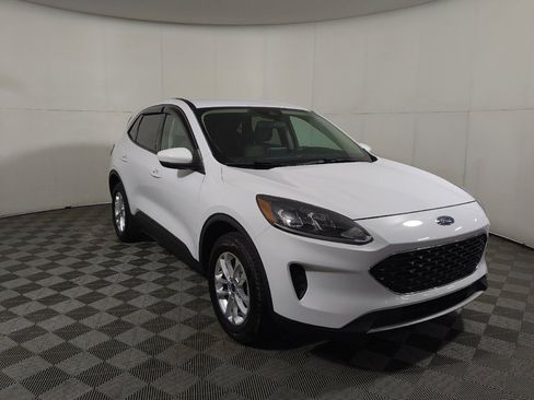 Used 2020 Ford Escape SE AWD/4WD image 14