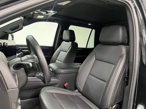 Used 2025 Chevrolet Tahoe Z71 w/ Comfort Package image 23