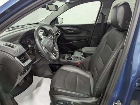 Used 2024 GMC Terrain SLT w/ Elevation Edition image 13