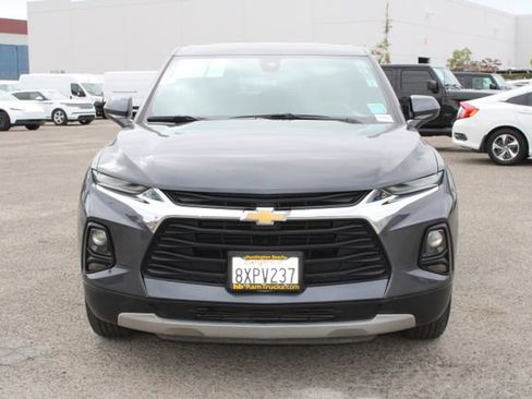 Used 2021 Chevrolet Blazer LT FWD image 2