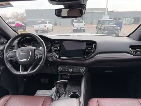 Used 2025 Dodge Durango GT image 11