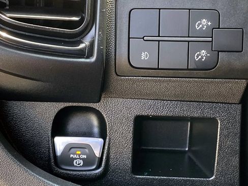 Used 2025 RAM ProMaster 2500 w/ U-Haul Equipment Group FWD image 24