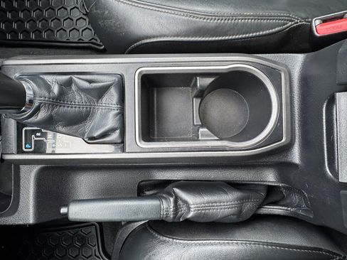 Used 2021 Toyota Tacoma TRD Sport image 21