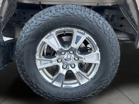 Used 2016 Ford F150 XLT w/ Equipment Group 302A Luxury image 40