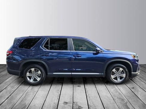 Used 2023 Honda Pilot EX-L image 6