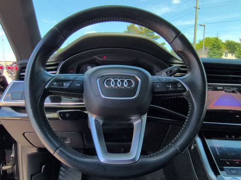 Used 2019 Audi Q8 Premium w/ Convenience Package AWD/4WD image 23
