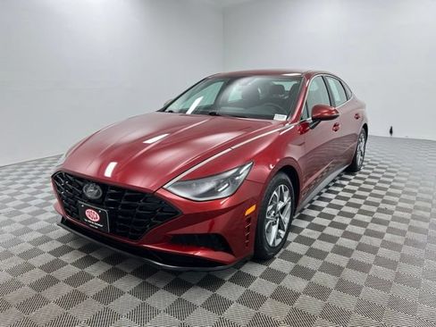 Used 2023 Hyundai Sonata SEL w/ Cargo Package FWD image 2
