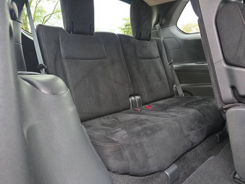 Used 2014 Nissan Pathfinder S AWD/4WD image 28
