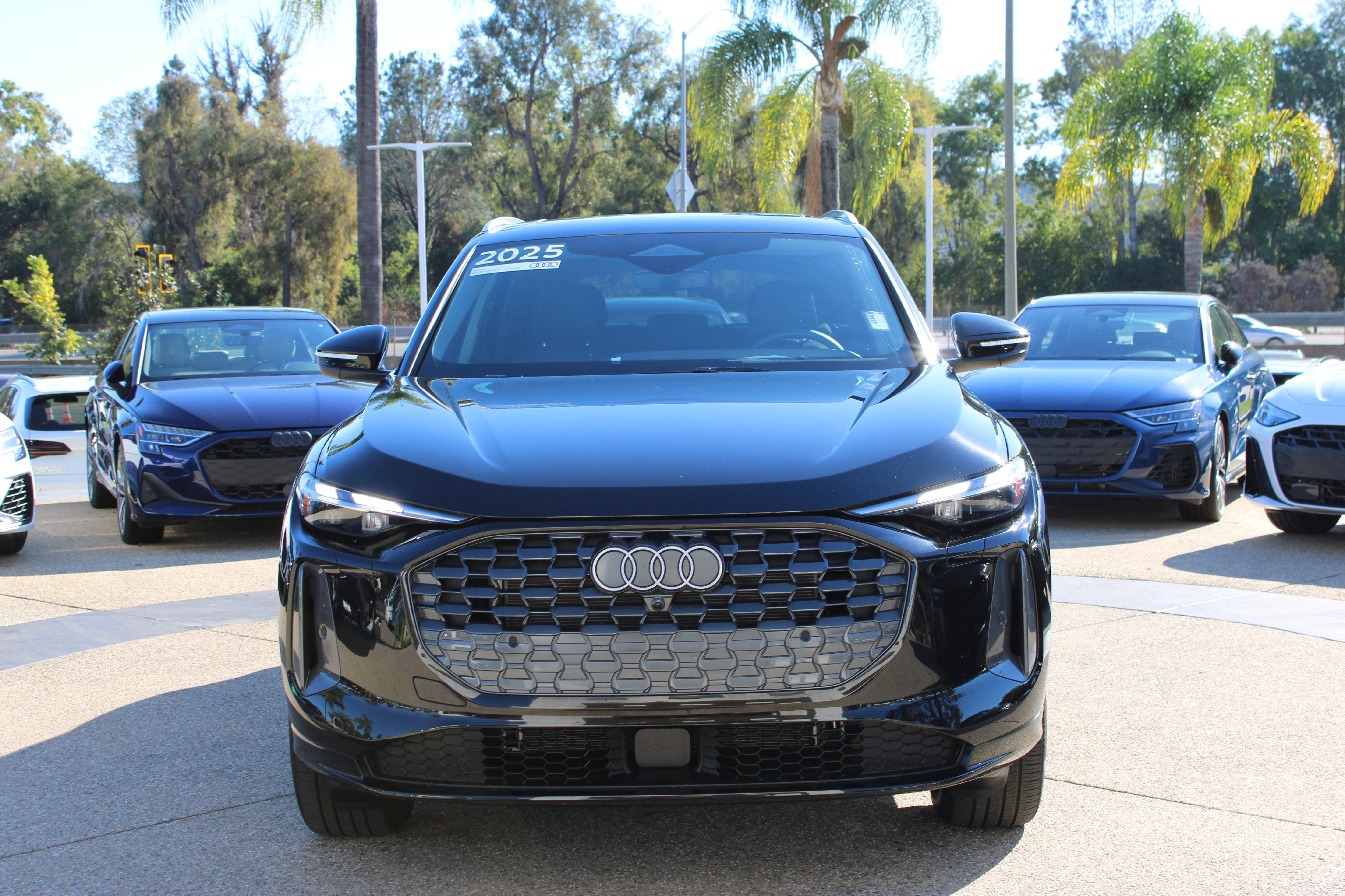 Certified 2025 Audi Q5 Premium w/ Convenience Package AWD/4WD image 8