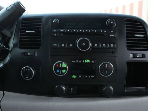 Used 2012 GMC Sierra 2500 SLE w/ SLE Preferred Package image 14