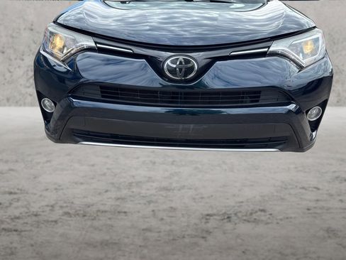 Used 2017 Toyota RAV4 XLE AWD/4WD image 13