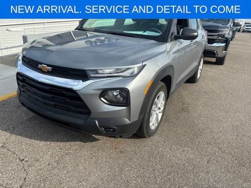 Certified 2023 Chevrolet TrailBlazer LS FWD image 2