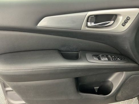 Used 2017 Nissan Pathfinder SL w/ SL Premium Package image 6