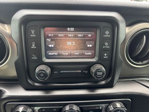 Used 2020 Jeep Wrangler Unlimited Sport S AWD/4WD image 17
