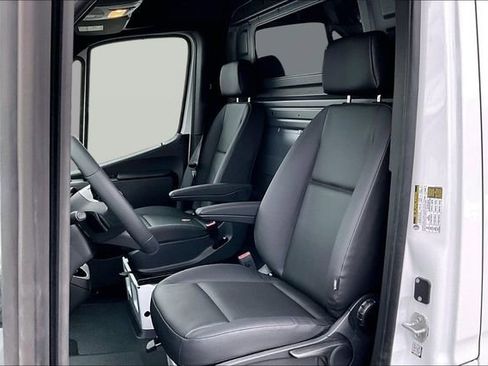 New 2026 Mercedes-Benz Sprinter 2500 image 12