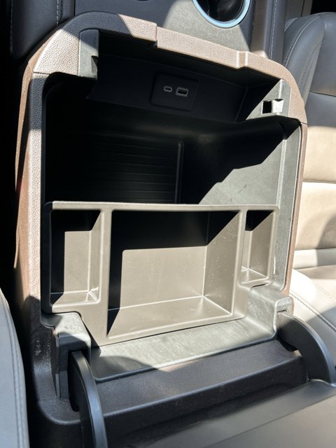 Used 2022 Chevrolet Tahoe Z71 w/ Luxury Package AWD/4WD image 51