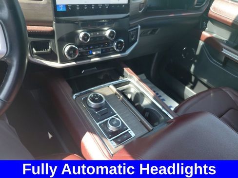 Used 2022 Ford Expedition Max Limited AWD/4WD image 25