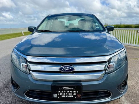 Used 2012 Ford Fusion SE FWD image 2