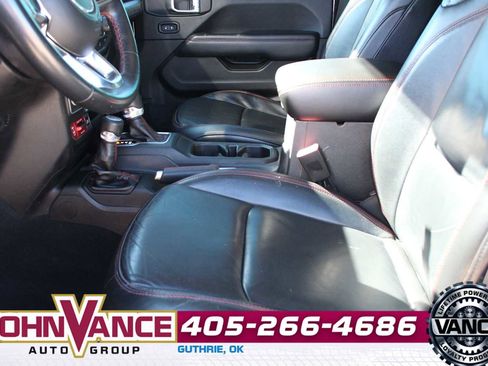 Used 2018 Jeep Wrangler Unlimited Rubicon image 28