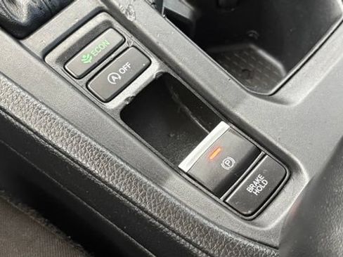 Used 2023 Honda Accord LX image 41
