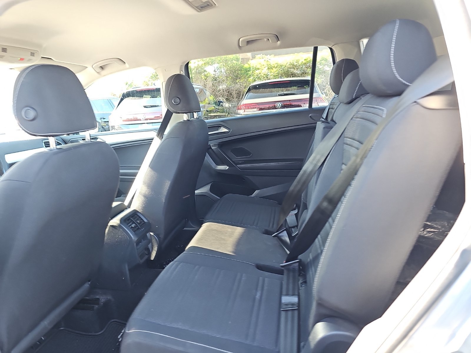 Used 2022 Volkswagen Tiguan S FWD image 15