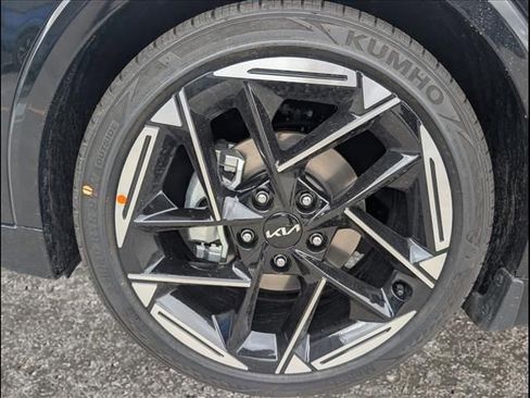 New 2026 Kia K4 GT-Line image 16