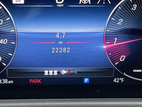 Certified 2025 Mercedes-Benz GLA 250 image 25