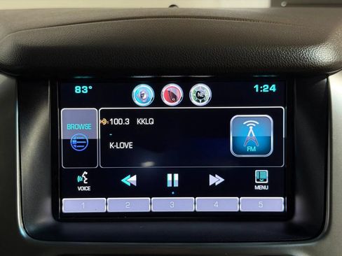 Used 2015 Chevrolet Suburban LT RWD image 46
