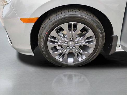 New 2026 Honda Odyssey Touring image 39