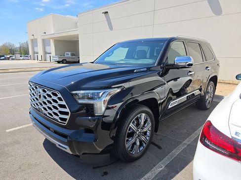 Used 2026 Toyota Sequoia Capstone image 4