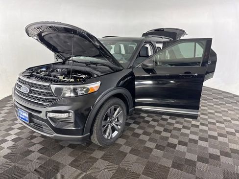 Used 2021 Ford Explorer XLT w/ Equipment Group 202A image 13