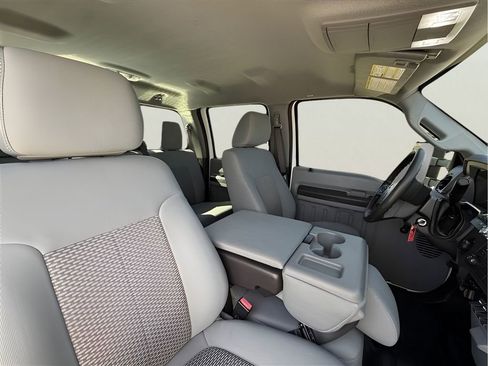 Used 2011 Ford F450 XL image 25